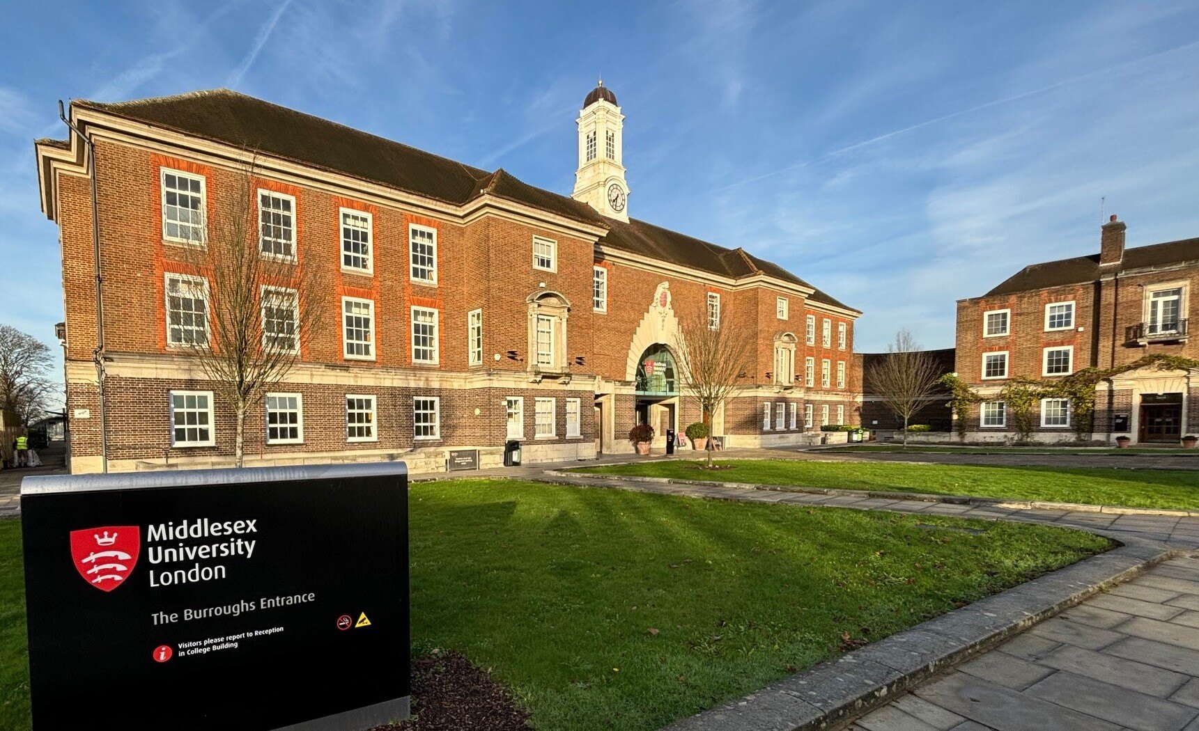 Middlesex University Archway Campus KMU Akademie: Studierende besuchen Middlesex University